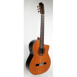 Martinez MCG-58C CE Guitarra Clasica EQ Fishman y tapa de Cedro